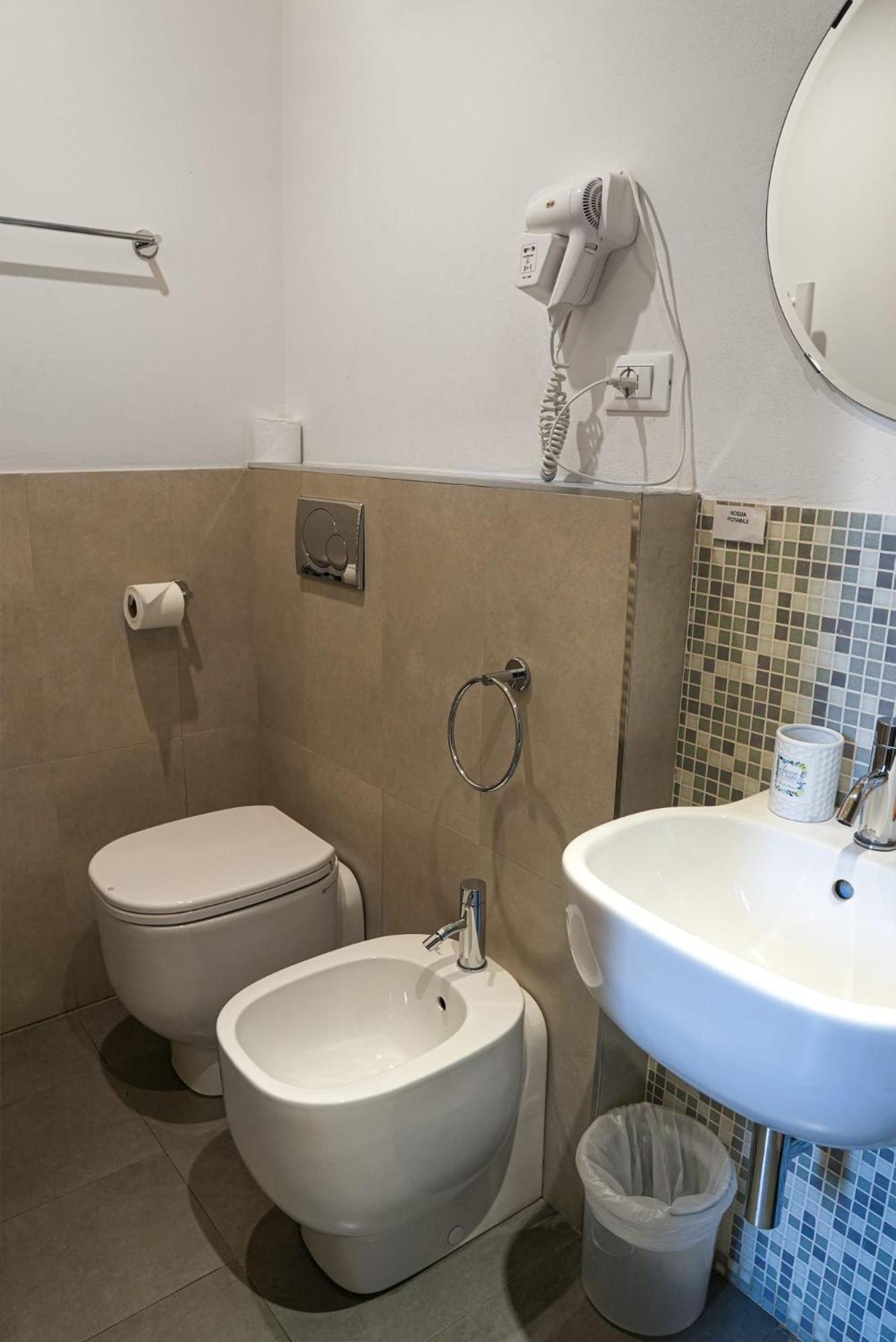 Honey Rooms フェラーラ エクステリア 写真